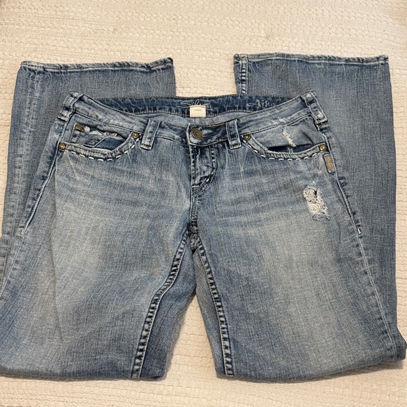 Silver Jeans “Aiko” Denim. 29x33 - Picture 1 of 6